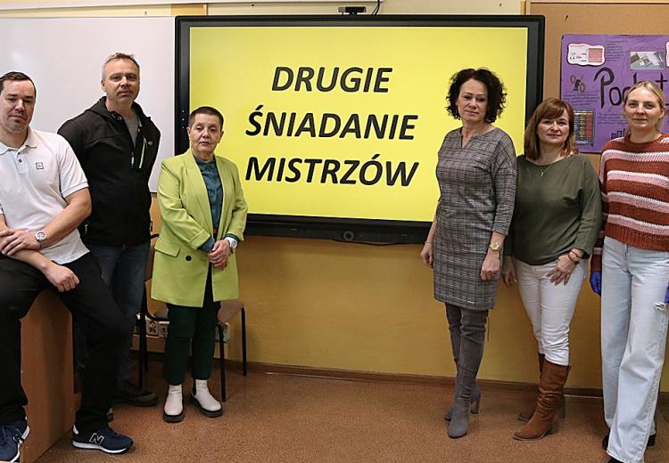 DRUGIE ŚNIADANIE MISTRZÓW